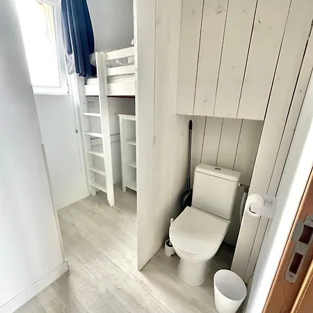 Bleu - A 100 M De La De Διαμέρισμα *